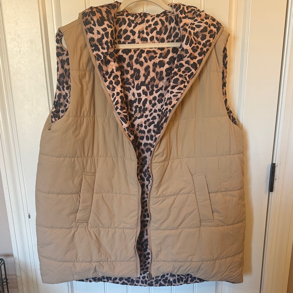 Reversible Tan Vest with Leopard Print